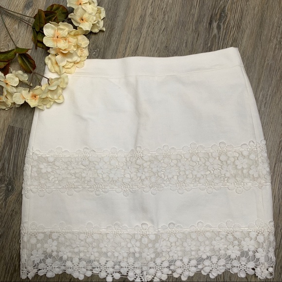 J. Crew Dresses & Skirts - J. Crew White cotton lace skirt